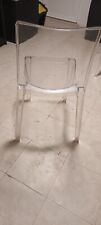 lot de 4 chaises en polycarbonate 