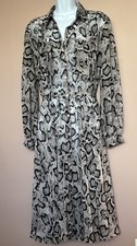 Robe chemisier, très flatteuse motif animalier PAULE KA , taille L/40, TBE