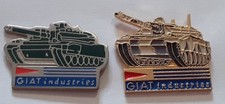 lot 2 pins militaire GIAT