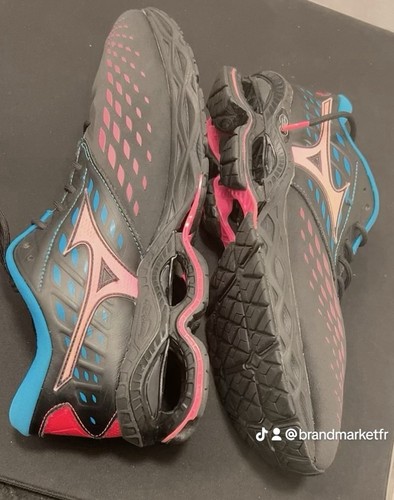 Mizuno wave - wave,