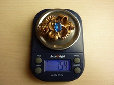 ANCIENNE BROCHE OR 18 CARATS OR AVEC 3 PIERRES POIDS TOTAL 7.54 GRAMMES