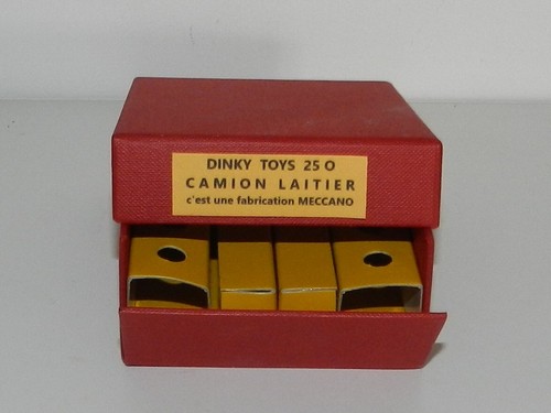 Dinky toys o - , 25