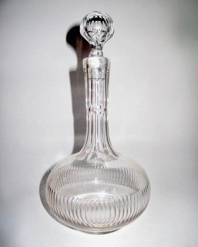 Carafe cristal taillé avec - en,