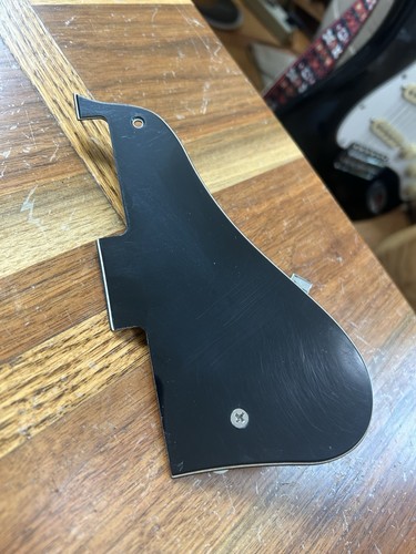 Fender starcaster black pick - black,
