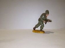 GUILBERT militaire # chargeant mitraillette