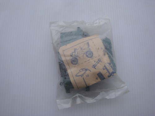 Jouet ancien cadeau - , lessive