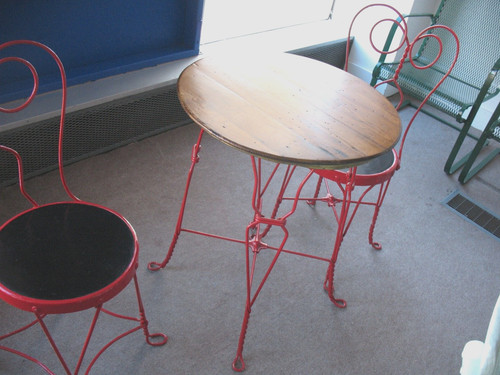 Cabaret soda fountain table - ,