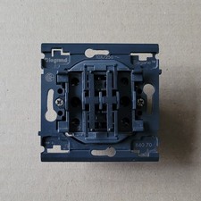 LEGRAND SAGANE 84070 - 1