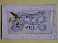 CARTE POSTALE BRODÉE  POUR UN 1ER AVRIL