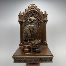 Statue table gothique - de,