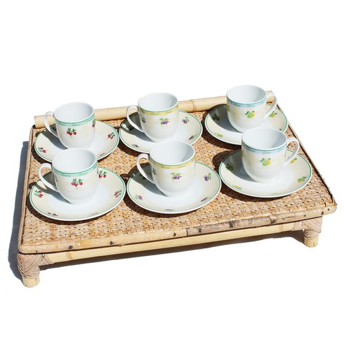 Set tasses et soucoupes - 6,