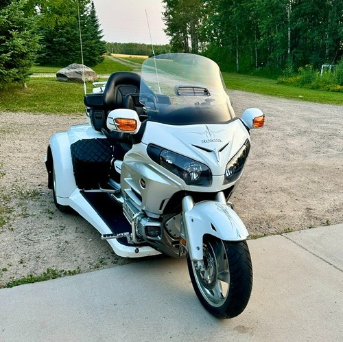 2012 honda gl1800 - 2012,