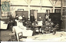 (S-33081) FRANCE - 60 - CEMPUIS CPA JEUNES FILLES AU COURS DE COUTURE - MACHINES