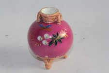 Petit vase tripode porcelaine