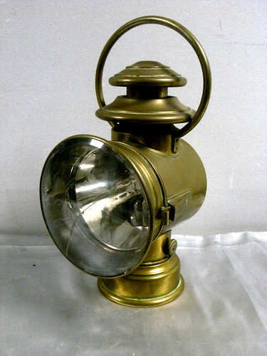 Ancienne lampe a - 🇫🇷,