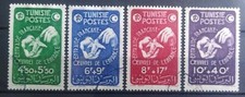 4 Timbres Tunisie - Protectorat Français - 1947 - N° 320 à 323 - Oblitérés 