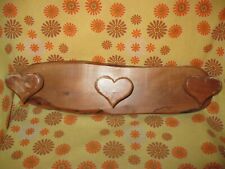 Ancien VESTIAIRE 3 COEURS en BOIS PORTE-MANTEAUX 3 PATERES Déco Savoie Cœur 
