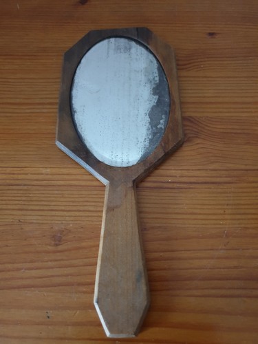 Ancien face main art - ancien,