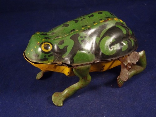 Ancien jouet grenouille