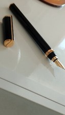 Stylo S.T. Dupont Montparnasse Plume Or 18K Laque de Chine Gold Nib Fountain Pen