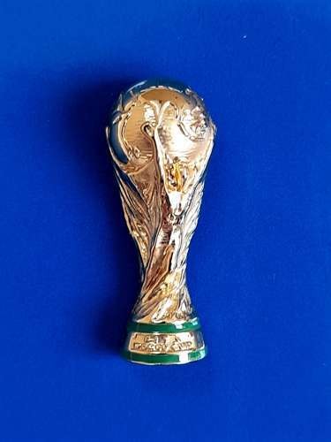 Insigne épingle trophée - , 2d