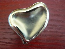 Broche Auriège en métal doré