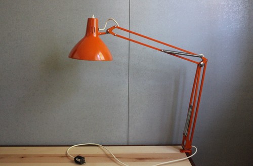 Luxo lamp us - luxo,