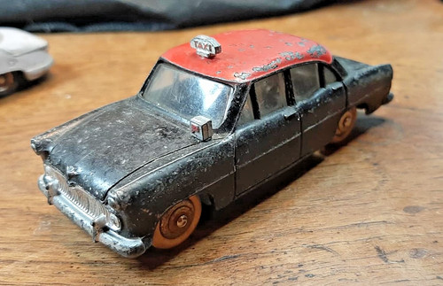 Ancien jouet dinky toys - ancien,
