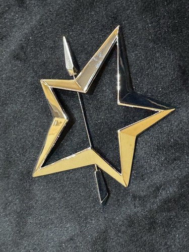 Broche étoile thierry mugler - broche,