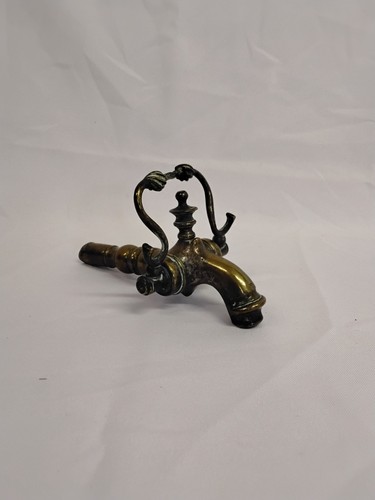 Ancien robinet laiton style - ancien,