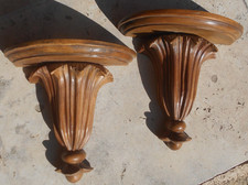 Deux Supports Muraux ou Consoles d'Applique en Bois !