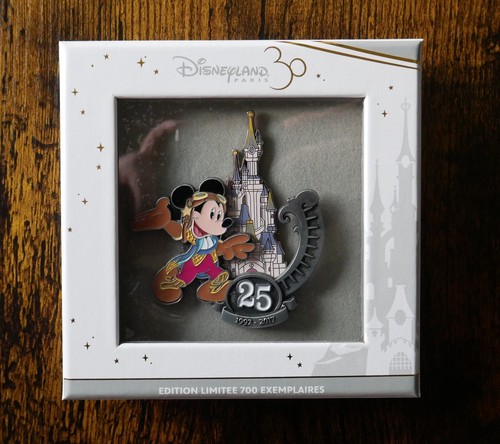 Pin jumbo mickey years - mickey, 25