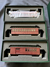 RAME DE 3 WAGONS VOYAGEURS  TRAIN HO  MODELISME ELECTRIQUE