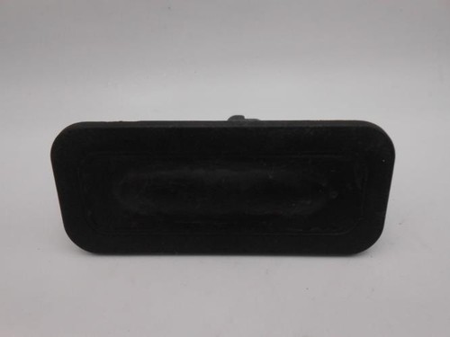 Bouton coffre renault - bouton,