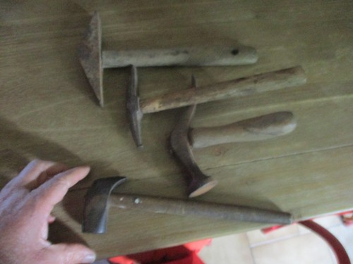 Ancien outil marteau - ancien,