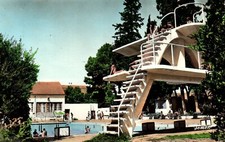 Algerie - Affreville - La piscine et le plongeoir