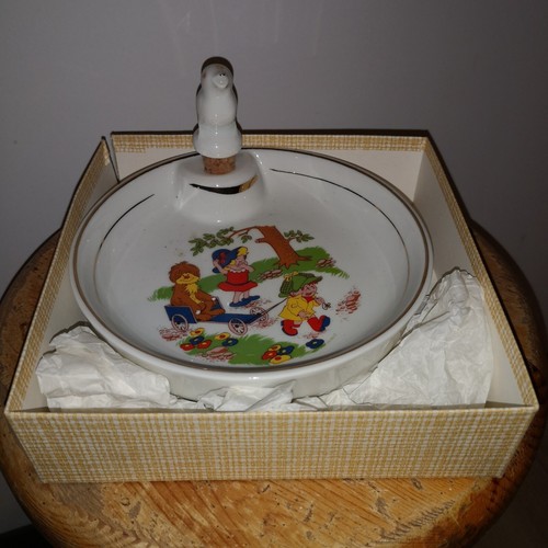Rare assiette bouillie - à,