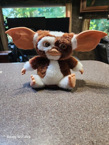 Neca gizmo gremlin dancing - gizmo,