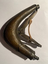 Amorçoir à poudre - Afrique du nord (corne à poudre). Primer powder flask, Turc