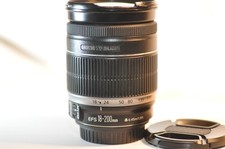 Canon EF-S 18-200mm 3.5-5.6 IS