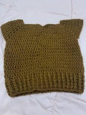 pull bebe manches  courtes tricoté fait main  taille 3 mois