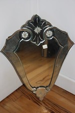 Joli Petit Miroir Vénitien