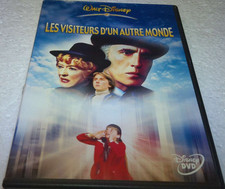 DVD -  Les Visiteurs d'un Autre Monde ° Bette Davis  Christopher Lee °  DVD