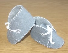 Chaussons bébé en feutre