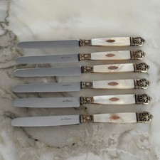 Six couteaux à Paris XIXe en