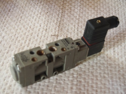 Distributeur pneumatique bosch - distributeur,