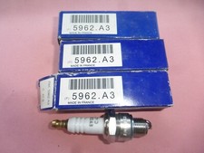 3 Anciennes bougies EYQUEM