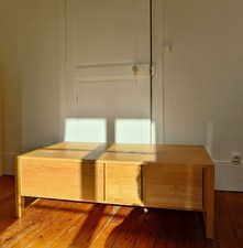 TABLE BASSE "HANA II" HABITAT EN BOIS CLAIR (CHENE), 6 TIROIRS