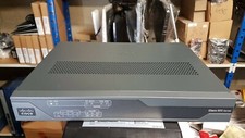 Routeur à services intégrés Cisco C888EA / C888EA-K9 V01 + AC