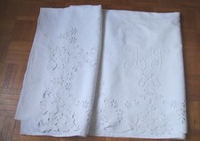 Superbe DRAP ancien brodé main Richelieu - monogramme AP - 2,45 x 1,80 mètres